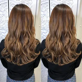 セミロング Y Uのヘアスタイル