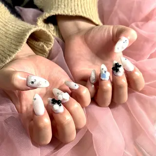 ネイル Shuna Nail所属・齊藤 朱那のネイルデザイン