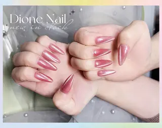 ネイル Dione ネイル専門店のネイルデザイン
