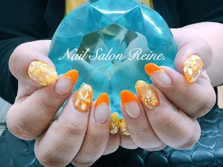 ネイル Nailsalon Reine所属・玉栄 伶奈のネイルデザイン
