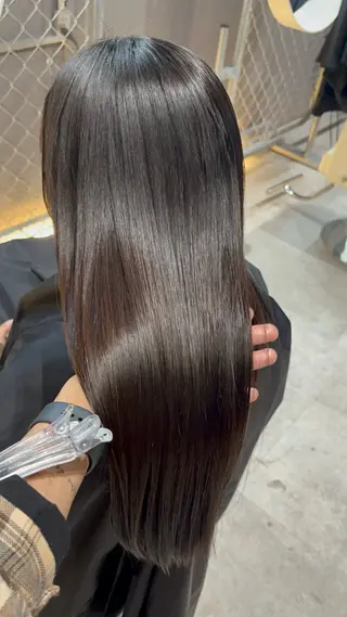 ロング CoCooN TAKUMAのヘアスタイル