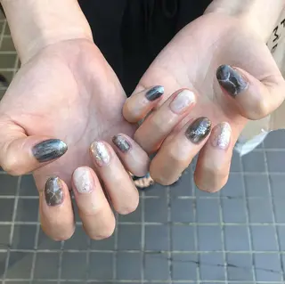 ネイル 河野 弥月のネイルデザイン