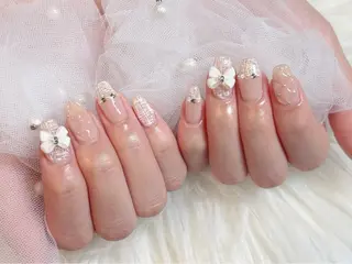 ネイル le'a-レア-【ア イ×ネイル×眉】のネイルデザイン