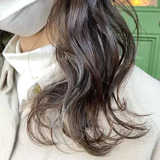 セミロング カラー BRITS 渡辺 菜々子のヘアスタイル