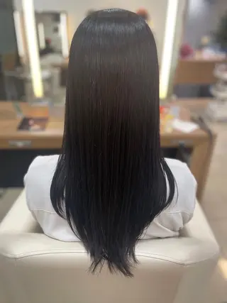 ロング ハイトーン/パーソナ ルカラー診断・ユキノのヘアスタイル