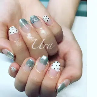 ネイル UrakoNail 《nail》のネイルデザイン
