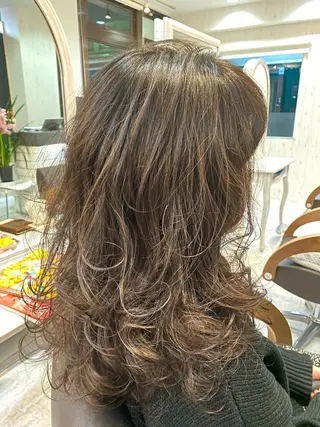 ロング パーマ 《酸性》矯正特化 SHIN亀井 真のヘアスタイル