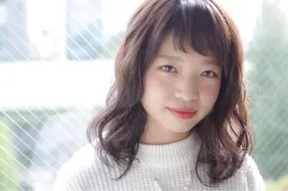 ミディアム セミロング カラー 🌈ディレクター🌈 徳松優希のヘアスタイル