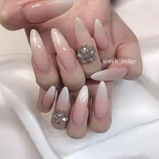 ネイル n'eige nail所属・大谷 綾香のネイルデザイン