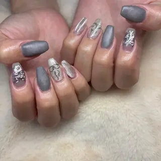 ネイル es nailのネイルデザイン