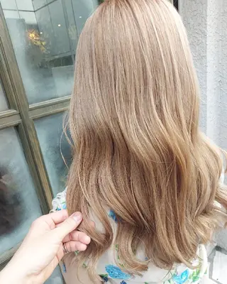 ロング カラー grow上野御徒町【グロウ】所属・ブリーチ・ハイトーン 特化🎉内山のヘアスタイル