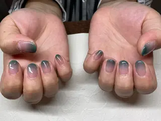 ネイル 岡本 優子のネイルデザイン