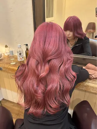 ロング カラー ピンク🌸/暖色/ ブリーチ/横浜/金光のヘアスタイル