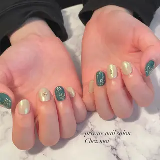 ネイル KOMINE TOMOKOのネイルデザイン