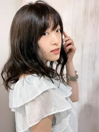 セミロング カラー パーマ 石沢 知康のヘアスタイル