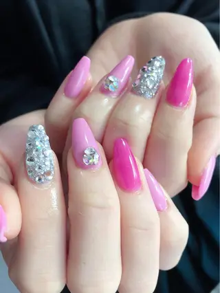 ネイル 札幌ネイルgorella所属・gorella Ａのネイルデザイン