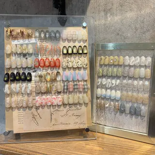 ネイル Lusso🫧 Ayaneのネイルデザイン