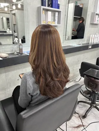 ロング カラー Endearing 銀座/レイヤーカットのヘアスタイル