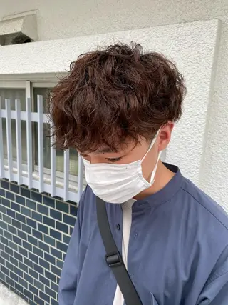 パーマ メンズ パーマ、髪質改善 カズマのヘアスタイル