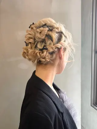 ミディアム くすみカラー / 肌馴染み/ 花房佑夏のヘアスタイル