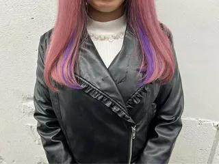 ミディアム カラー シールエクステの女神 🍑Momo🍑のヘアスタイル