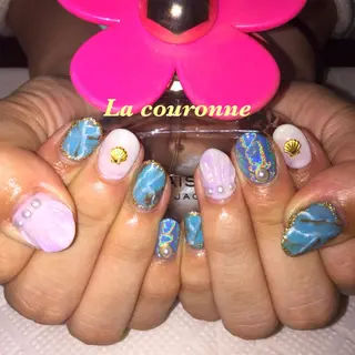 ネイル Lacouronne NATSUMIのネイルデザイン