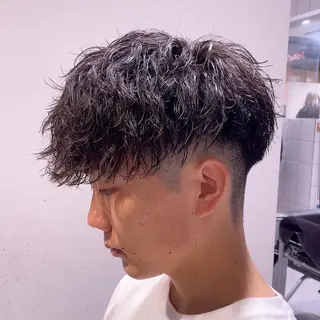 カラー 夏のメンズヘア🔥 BLUCK札幌🔥のヘアスタイル