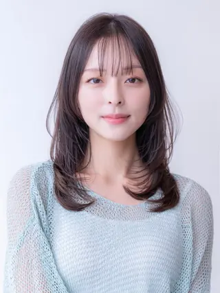 セミロング ボブ/顔まわりレイヤ ー/新宿/KOKIのヘアスタイル