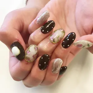 ネイル SHINE NAILのネイルデザイン
