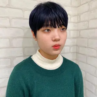 ショート カラー abilita AZUSAのヘアスタイル