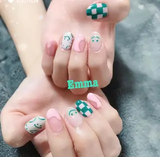 ネイル She   Nail所属・ISA_ BELLAのネイルデザイン