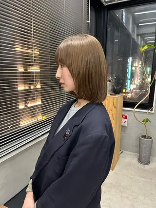 カラー taoka ayaのヘアスタイル