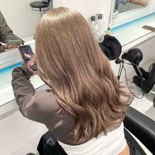 セミロング カラー 韓国風艶髪🎀 暖色カラー🤍のヘアスタイル