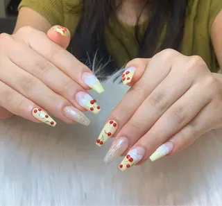 ネイル Cloudy Chan 歌舞伎町のネイルデザイン