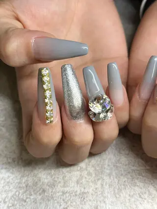 ネイル Nailsalon Luanaのネイルデザイン
