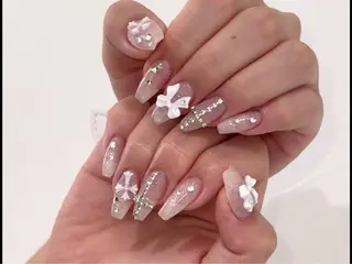 ネイル KARI ネイルサロンのネイルデザイン