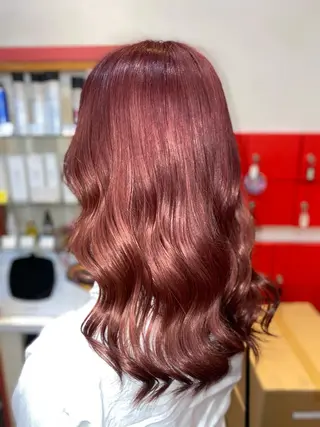 セミロング ゆぴ☾‪/推しカラー /ハイトーンのヘアスタイル