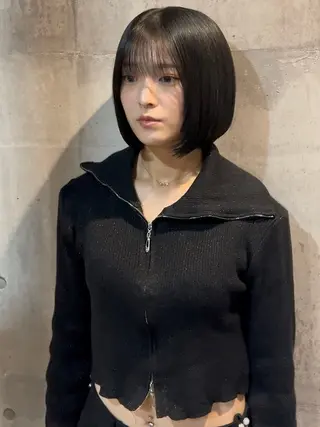 ショート カラー Nagi レイヤー カット　ブリーチ募集のヘアスタイル