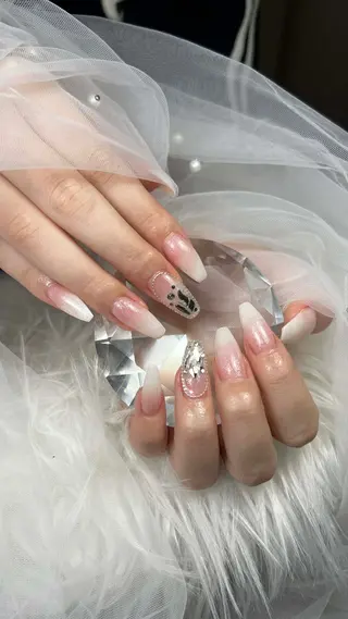 ネイル Mio_ Noiranailのネイルデザイン