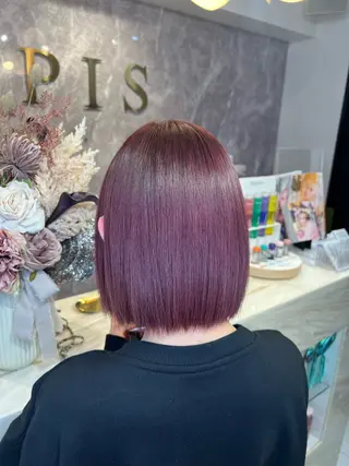 ショート カラー ハイトーン/髪質改善 🦋岩渕かすが🖤のヘアスタイル