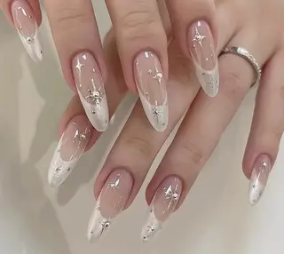 ネイル 高木 維麗絲のネイルデザイン