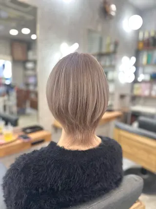 ショート MOURI CHISATOのヘアスタイル