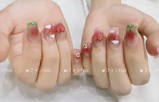 ミディアム フォン NAILのネイルデザイン