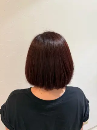 ミディアム カラー 黒地 陽菜のヘアスタイル