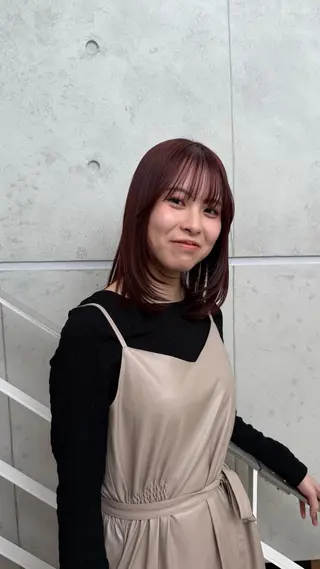 ミディアム カラー セナ 抜け感レイヤー職人のヘアスタイル