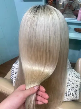 ロング R 横浜【アール】所属・ハイトーン/韓国 ヘア　momo˚✧₊のヘアスタイル