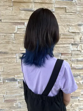 セミロング カラー 諸岡 玲のヘアスタイル