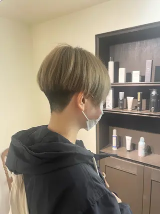 ショート ACROあべの店所属・艶カラー/インナー /グラデ/大西小百合のヘアスタイル