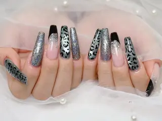 ネイル lucky nail 歌舞伎町のネイルデザイン