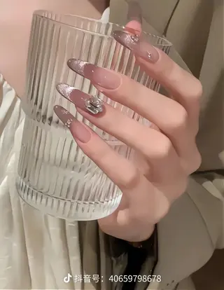 ネイル Y&Y ネイルサロンのネイルデザイン